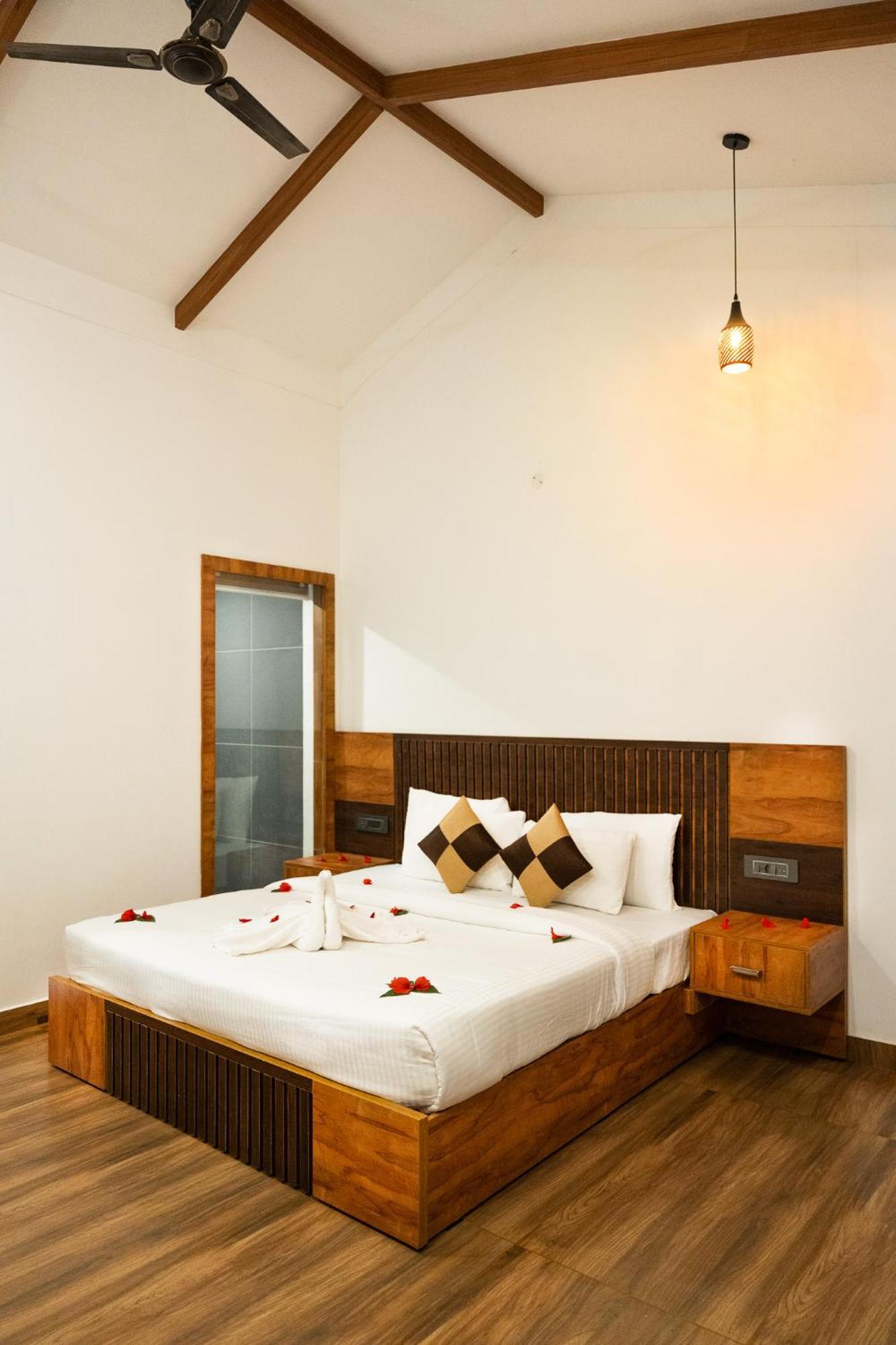 Tealawn Pool Villa, Munnar Exterior foto